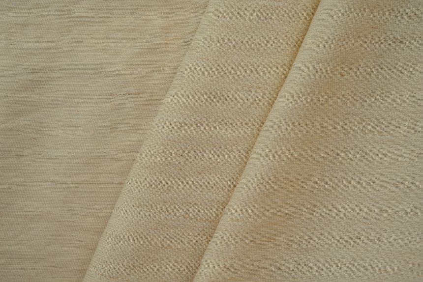 светло-бежевый